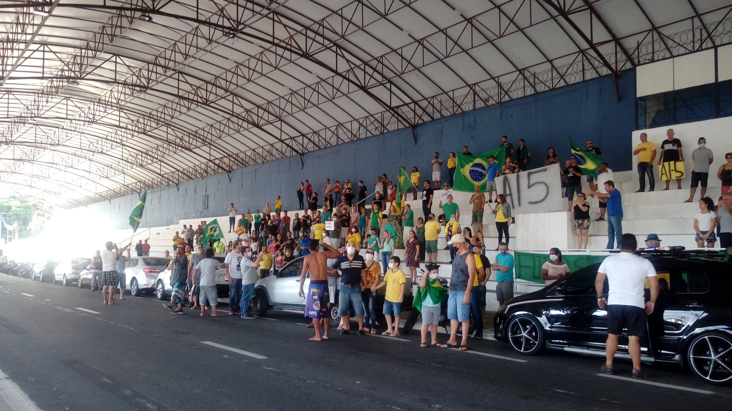 Manifestação política em Taubaté