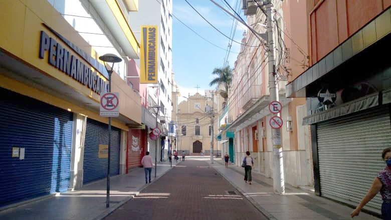 SP está em fase de aceleração da covid-19, afirma diretor do Butantan