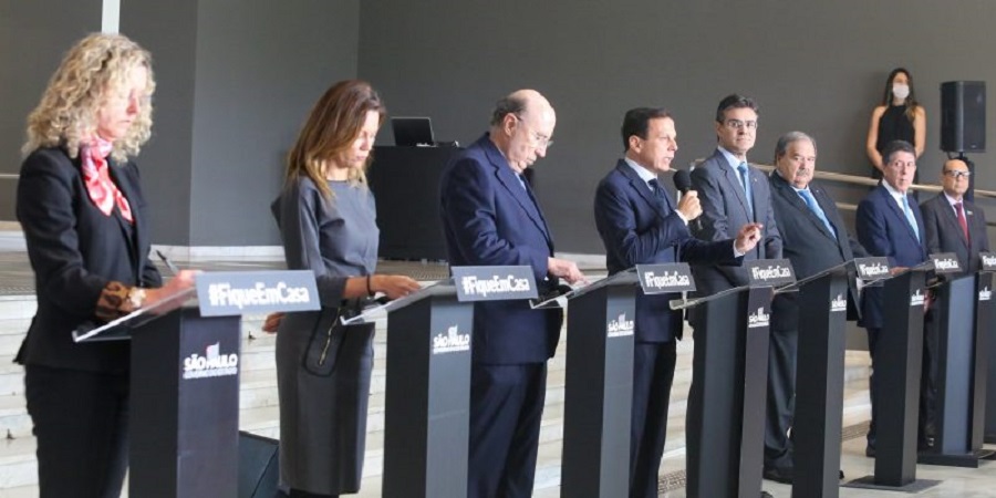 Governo de São Paulo recomenda uso de máscaras pela população nos 645 municípios do Estado