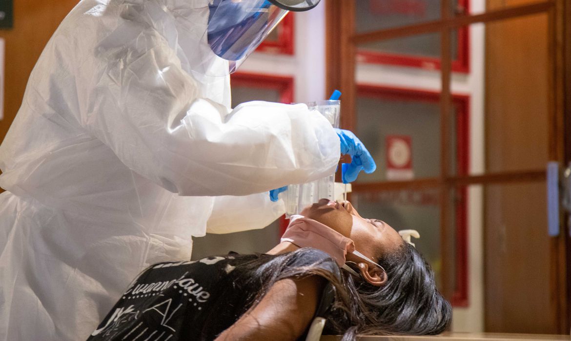 Unesp e Embraer fazem acordo para realizar 40 mil testes da Covid-19