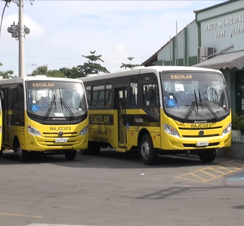 Vale do Paraíba receberá 9 ônibus escolares