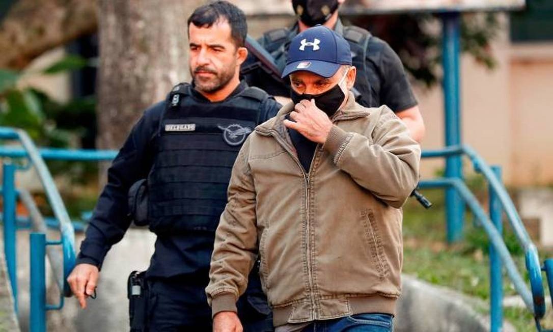 Justiça nega pedido de prisão domiciliar para Queiroz