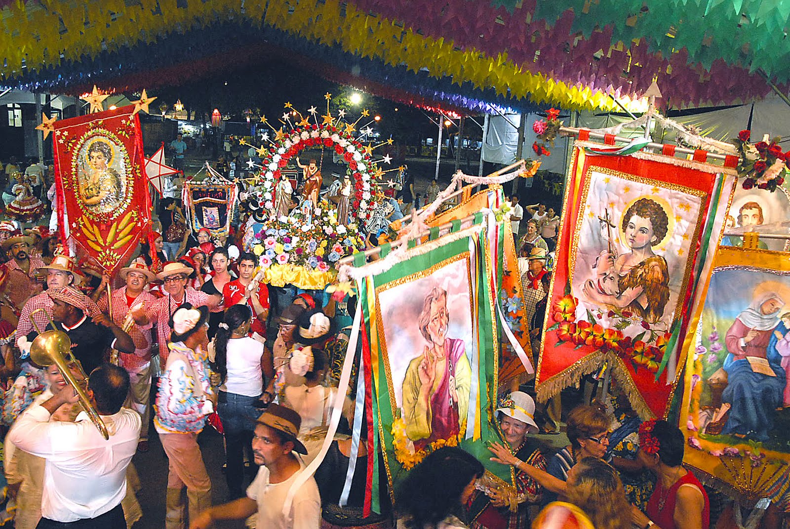 Dia de São João: conheça a origem da festa do santo precursor do cordeiro