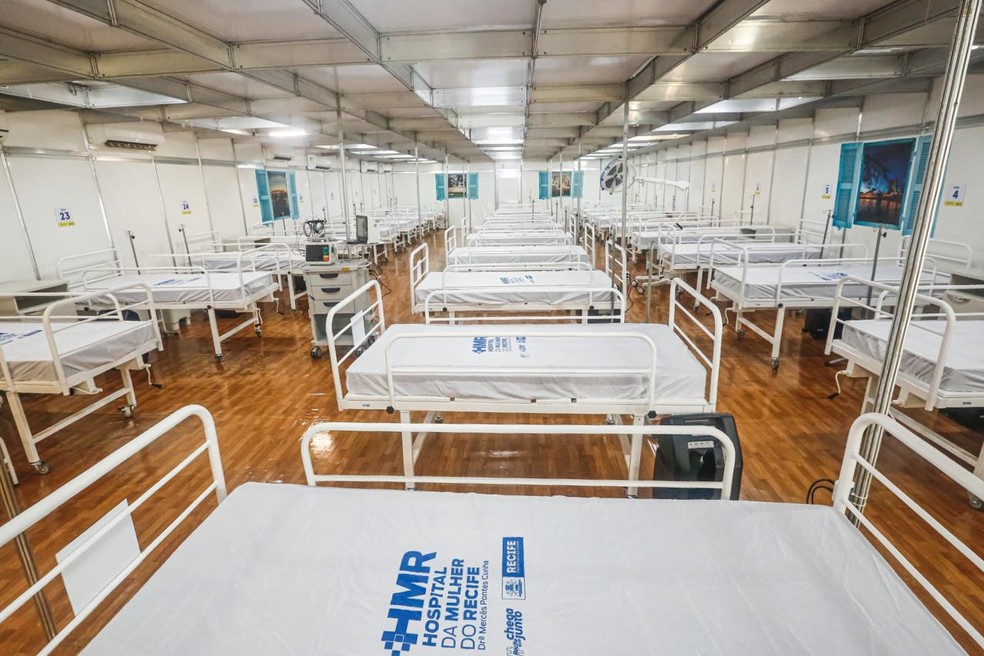 Recife desmonta 210 leitos de enfermaria em hospitais de campanha