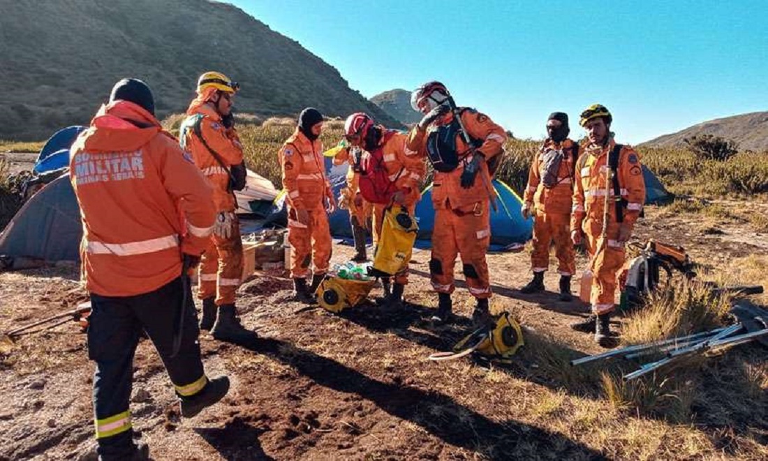 Incêndio na Serra da Mantiqueira tem principal foco controlado