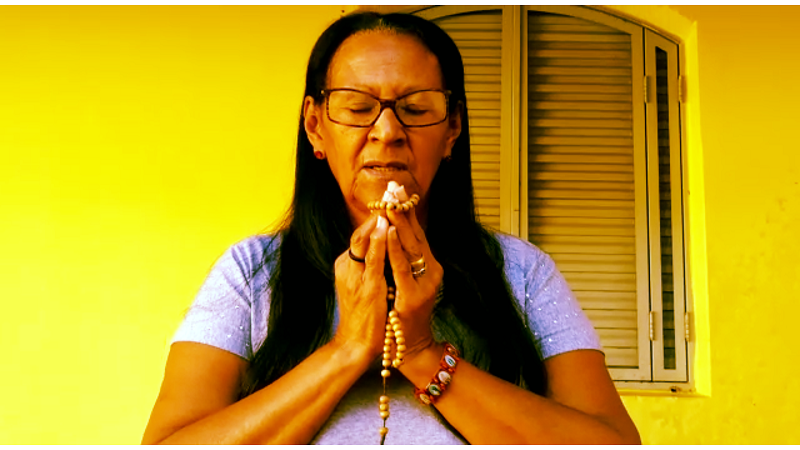 Cinema online “Mãezinha’ mostra a rotina de uma senhora de 72 anos, isolada em sua casa, devido a pandemia da Covid-19