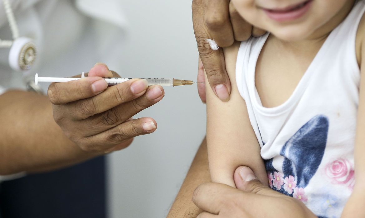 Taubaté começa nesta terça-feira, 18 vacinação para crianças com comorbidades