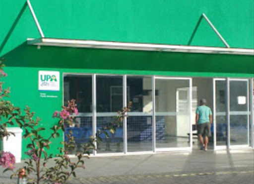 Prefeitura programa reparo de solo em frente à UPA San Marino