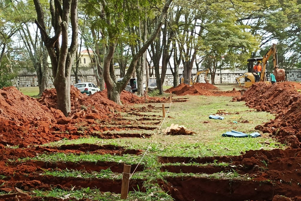 Doria anuncia que não haverá restrição estadual para visitas aos cemitérios no feriado de Finados