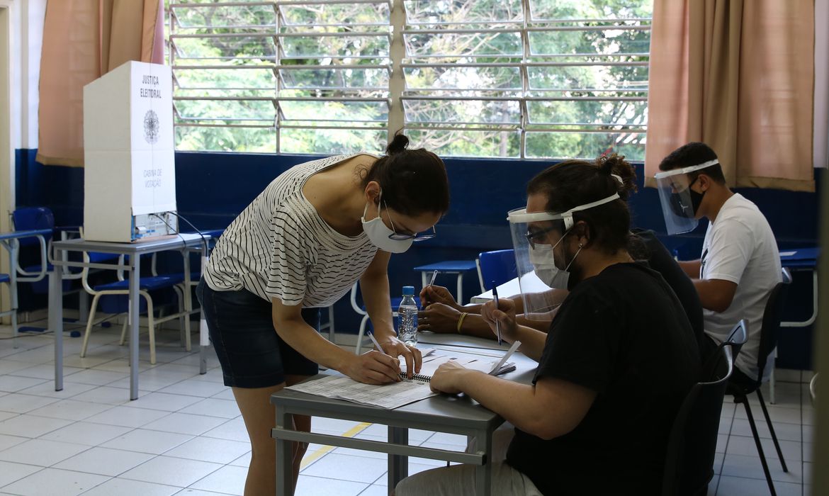 Taubaté e mais 15 municípios paulistas terão segundo turno eleitoral