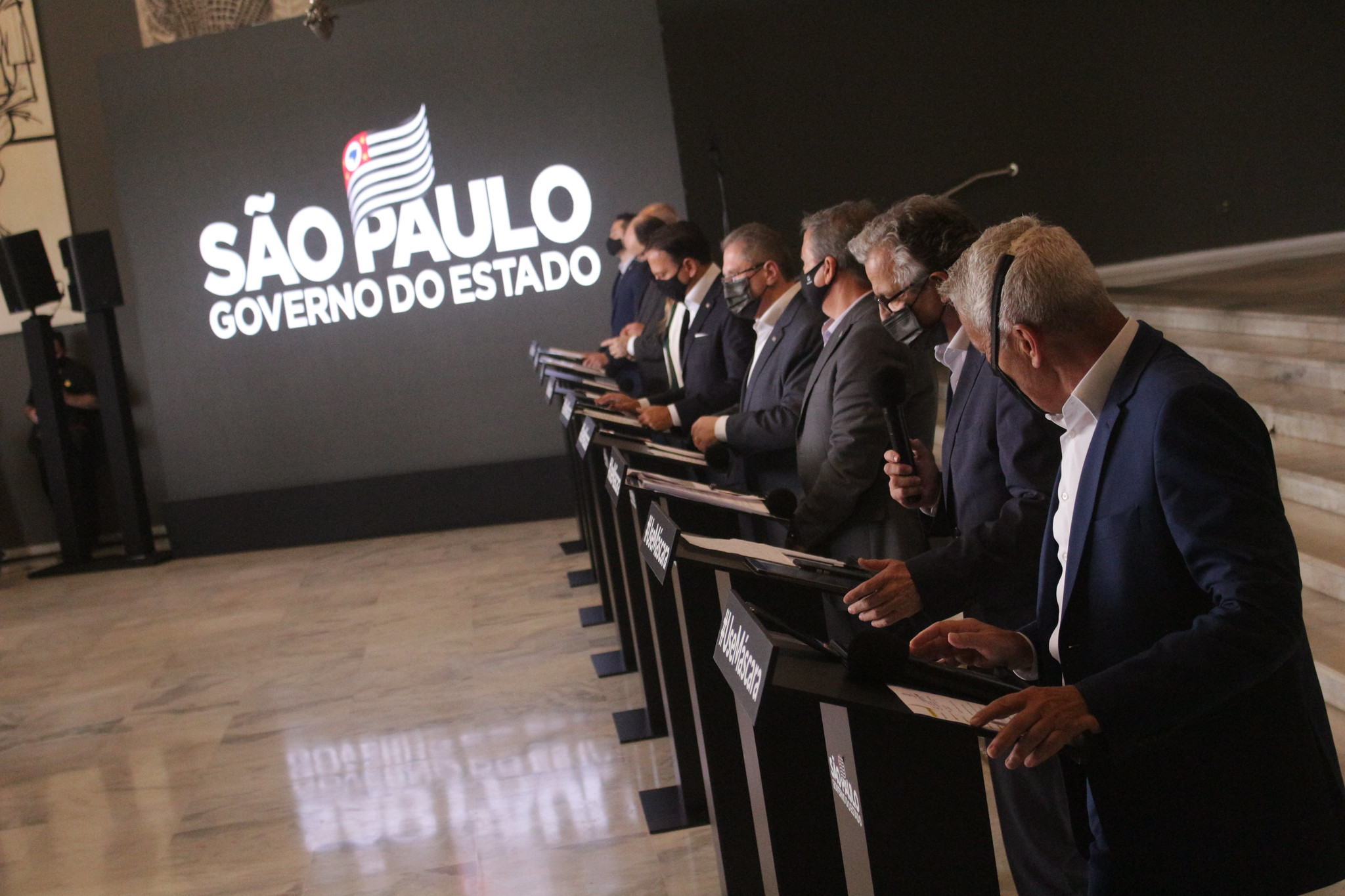 Governo de SP anuncia investimento de R$ 700 milhões para o Programa Dinheiro Direto na Escola