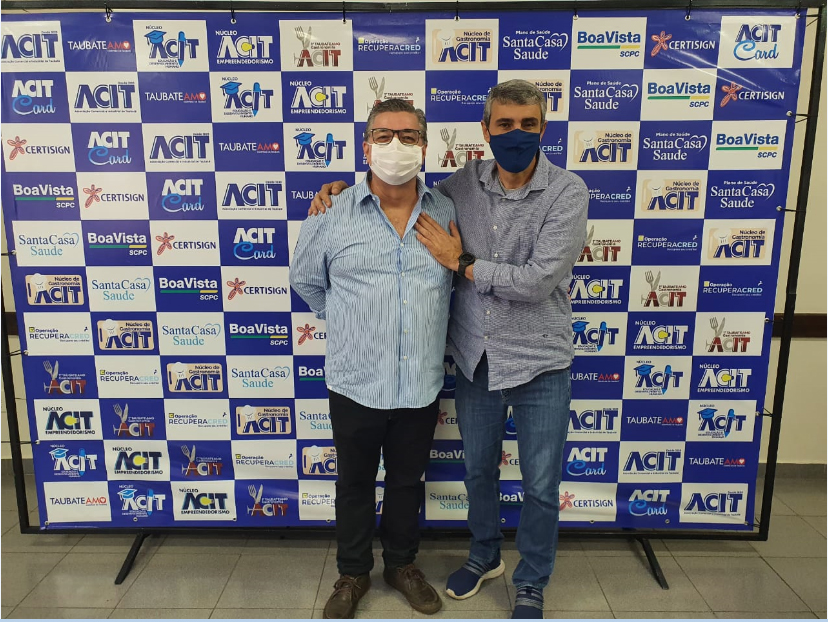 Ricardo Vilhena assume presidência da ACIT