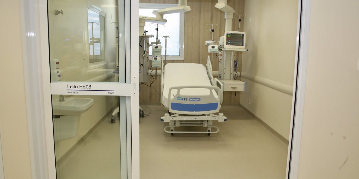 Governo de SP garante custeio de 2 mil leitos de UTI para tratamento da COVID-19 no SUS de SP