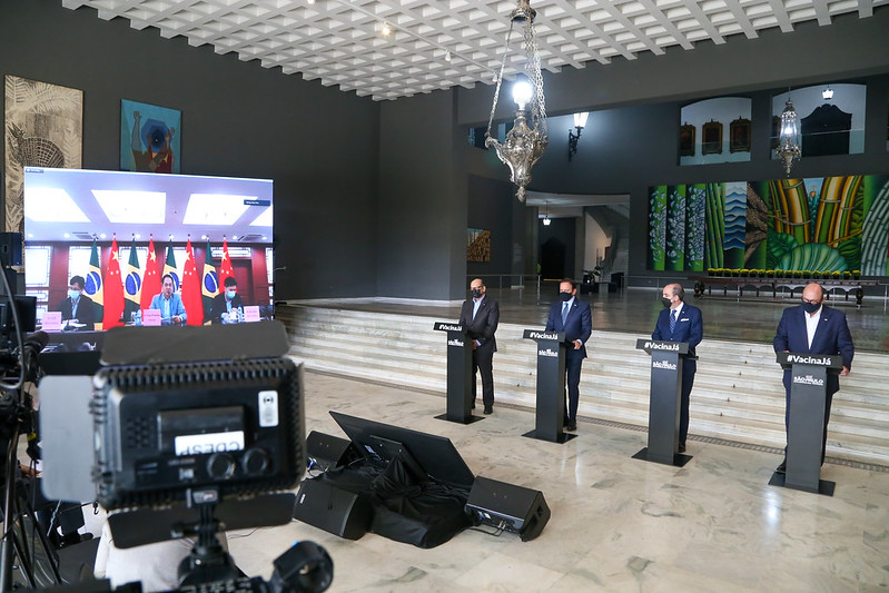 Embaixador da China confirma envio de insumos para vacina até o dia 3 de fevereiro