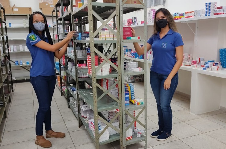 Alunos de Medicina reabrem “farmacinha” para oferta de medicamentos gratuitos à comunidade