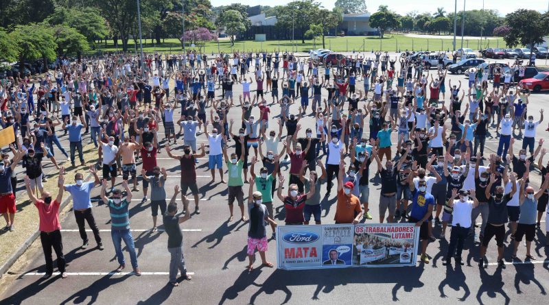 Trabalhadores aprovam negociação com direção mundial da Ford e continuidade da luta pelos empregos