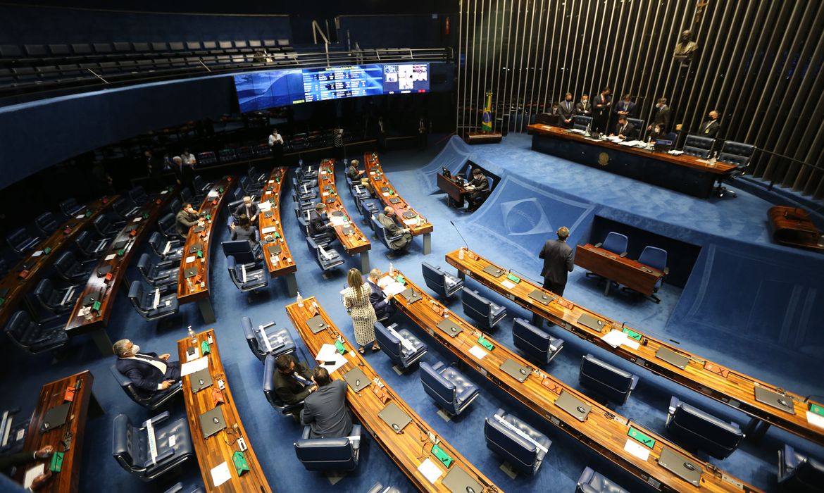 Senado aprova em segundo turno PEC do Auxílio Emergencial