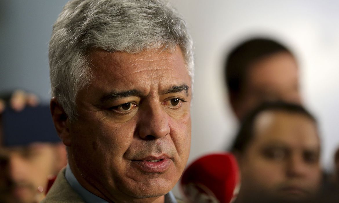 Vítima de covid-19, senador Major Olímpio tem morte cerebral