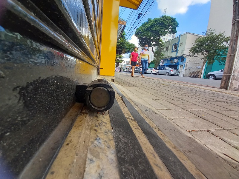 Varejo da RM Vale pode perder até R$750 milhões em abril