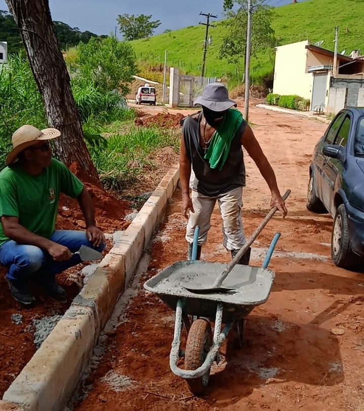 Jambeiro realiza obras e melhorias no município nesta segunda-feira, 19