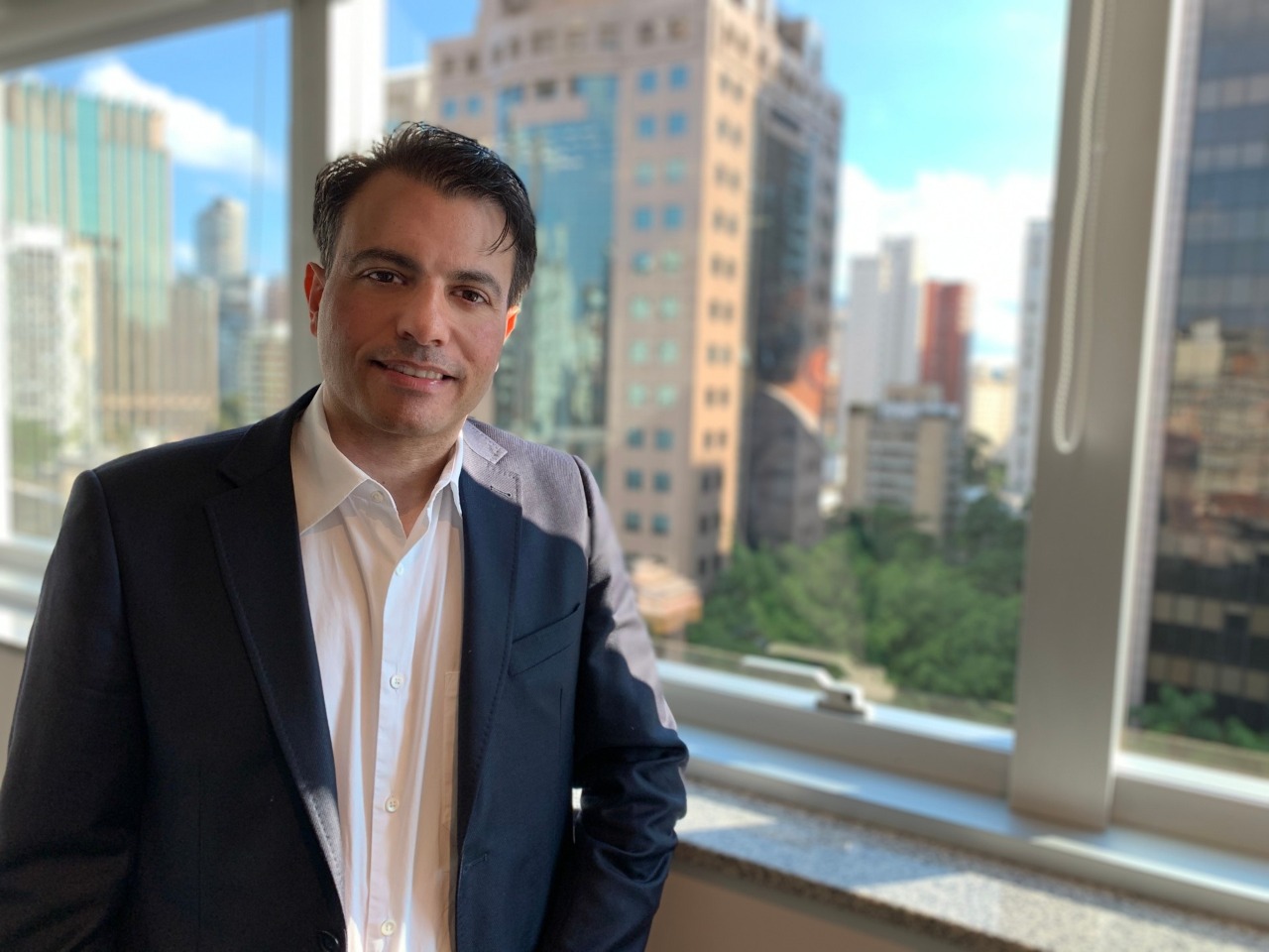 Alesp aprova projeto de lei autoritário que impõe restrições a quem não se vacina