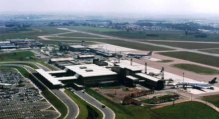 Governo concede 22 aeroportos à iniciativa privada por R$ 3,3 bilhões