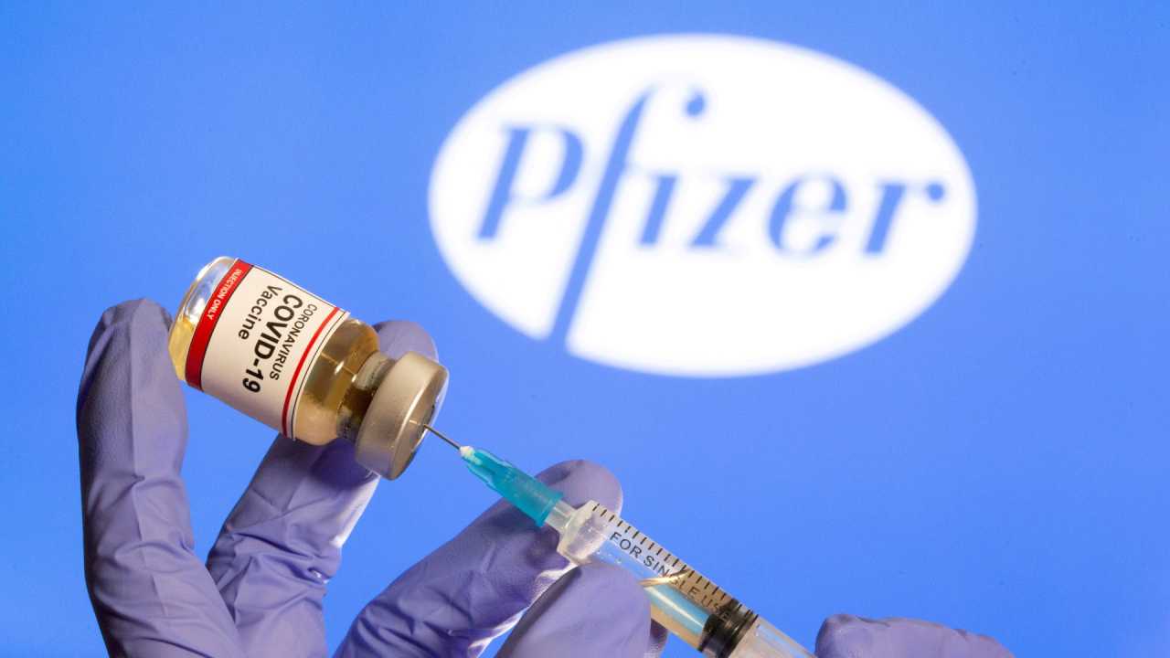 Mais 629 mil doses da vacina da Pfizer chegam nesta quarta-feira, 5, ao Brasil