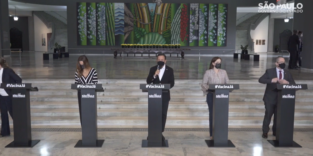 Fase de transição é estendida por 2 semanas e horário das 6h às 21h para comércios