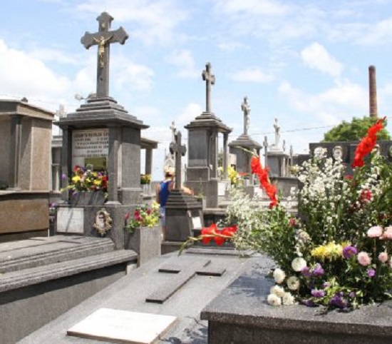 Prefeitura de Taubaté suspende visitação aos cemitérios municipais no Dia das Mães