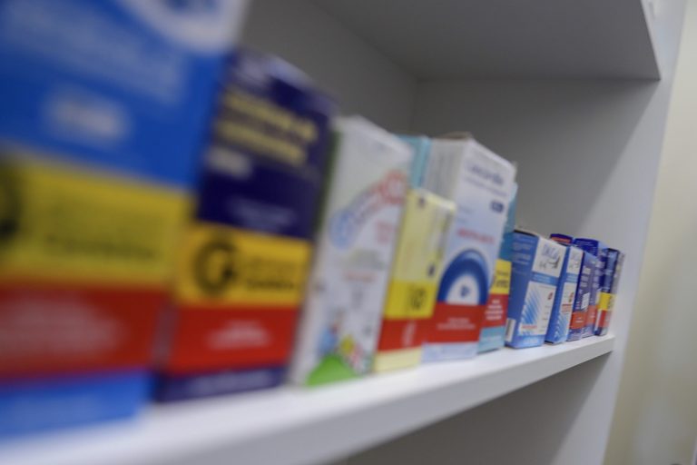 Estado garante isenção de ICMS a medicamentos para diálise, Aids e câncer
