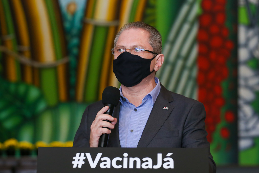 Estado de SP garante vacinação de toda sua população até 31 de outubro