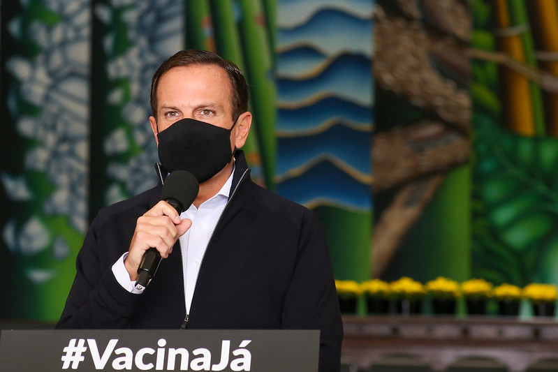 Governo de SP anuncia novo plano de ampliação da retomada das aulas presenciais para agosto