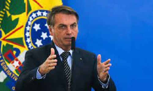 Bolsonaro cogita desistir da eleição de 2022 se não tiver voto impresso