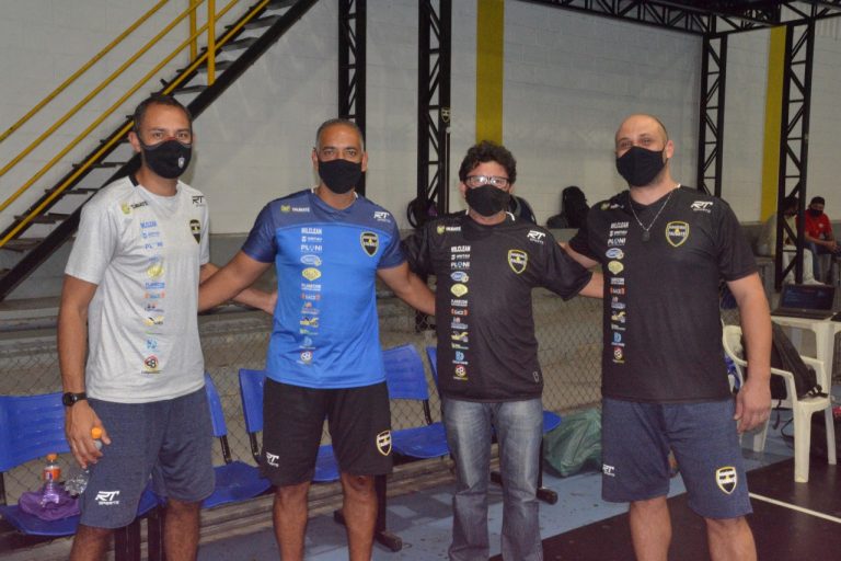 Professores recebem capacitação do Handebol Taubaté