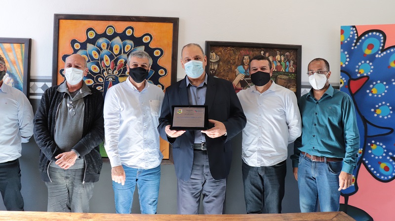 Roberto Alves é homenageado em Taubaté pelos 10 anos do título de Capital Nacional da Literatura Infantil