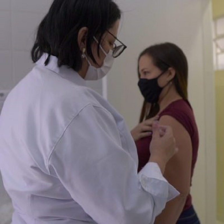 Taubaté vacina público de 18 anos neste sábado, 14