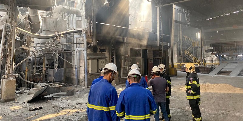Sindmetau acompanhará investigação do incêndio na Mextra
