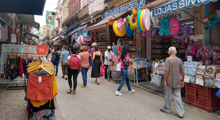 PIB: resultado negativo coincidiu com pico de mortes, diz Economia