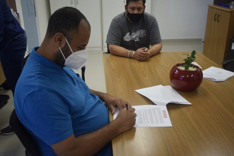 Sindmetau renova parceria com Sesi e mantém benefícios para trabalhadores