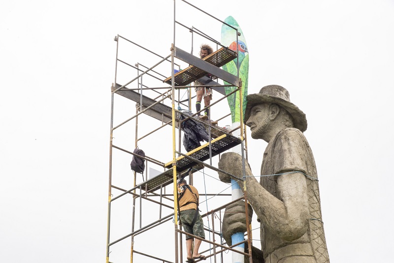 Remo do monumento do Caiçara de Ubatuba vira obra de arte