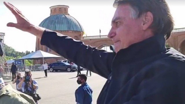 Leitura de Taubaté – Aparecida chorou ao ver o representante do Brasil