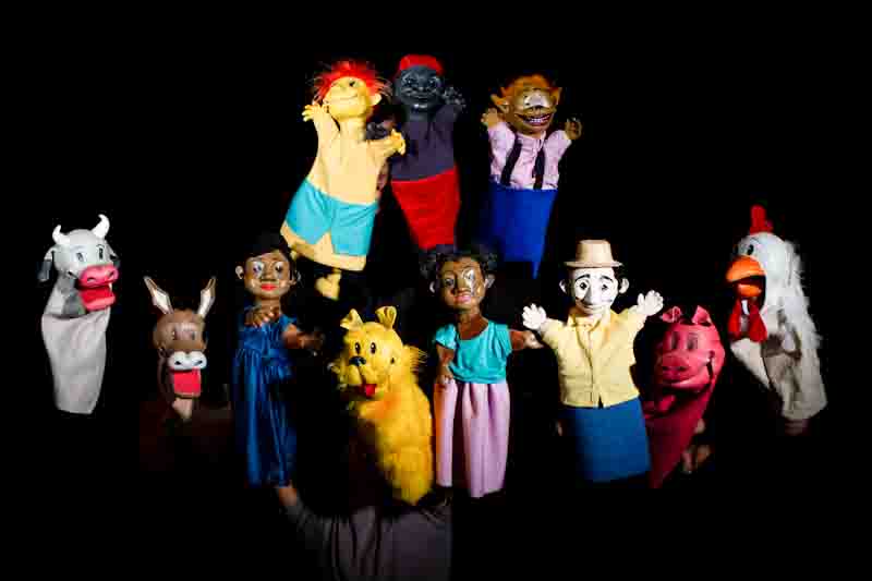 Cia. BuZum! chega em Taubaté