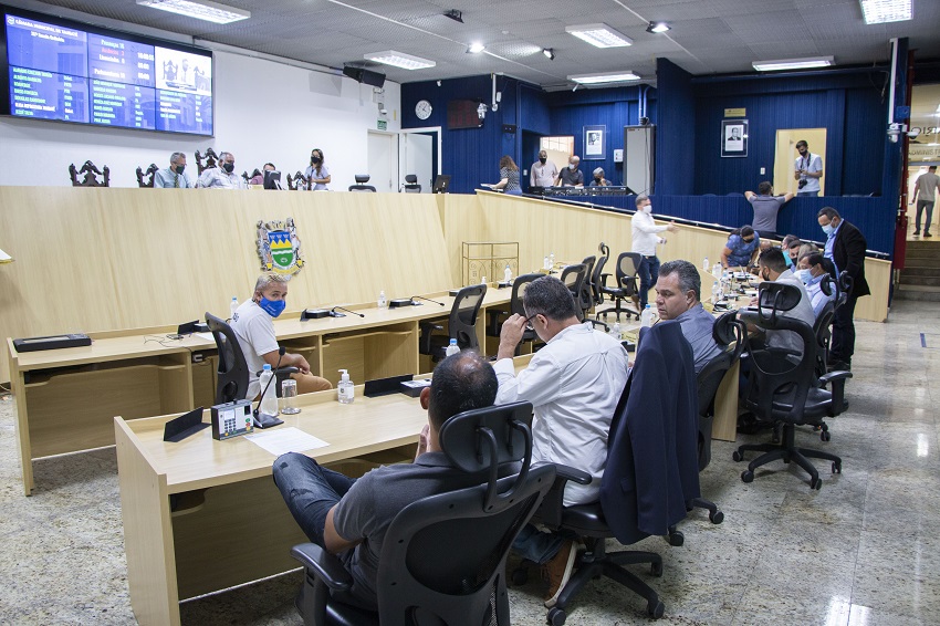 Câmara de Taubaté aprova reajuste de subsídio para prefeito, vice e secretários municipais