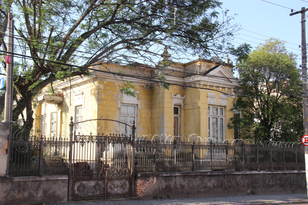 Prefeitura de Taubaté assina convênio para restauro da Vila Santo Aleixo