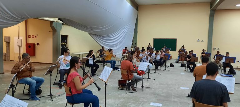Banda Sinfônica de Taubaté realiza Concerto de Natal