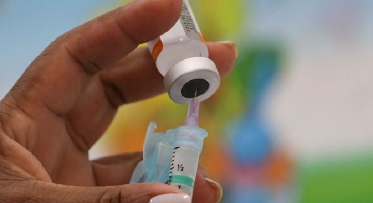 Brasil atinge 70% da população vacinada com 2ª dose ou dose única