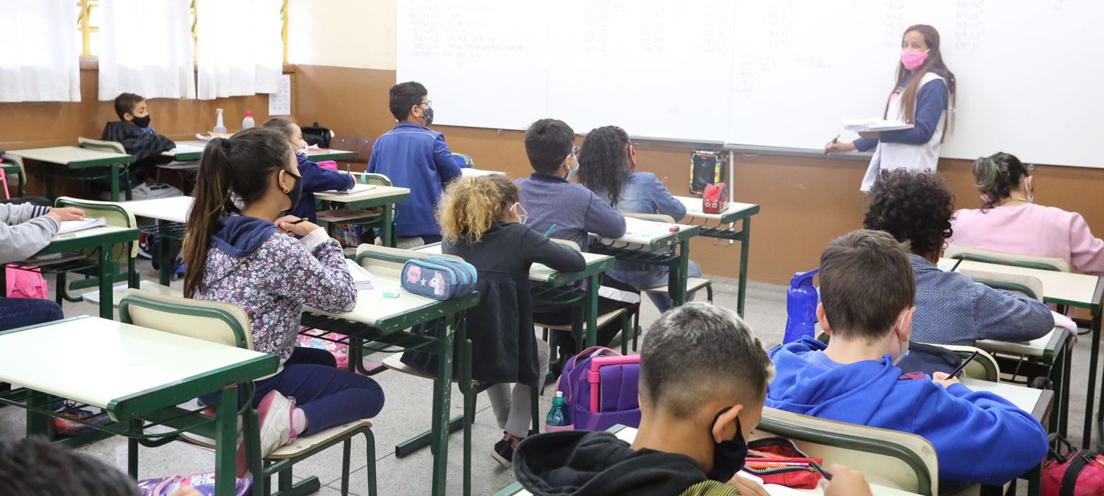 Governo de SP anuncia “Semana E” de vacinação contra Covid-19 nas escolas