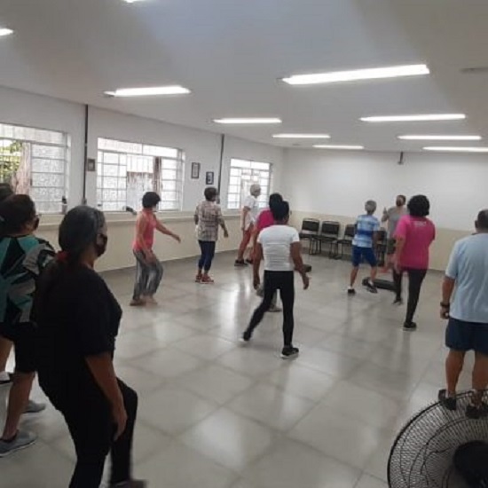 Prefeitura de Taubaté retoma atividades físicas nos centros de convivência do idoso