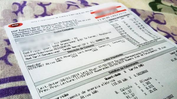 Atraso no pagamento da conta de luz bate recorde em 2021