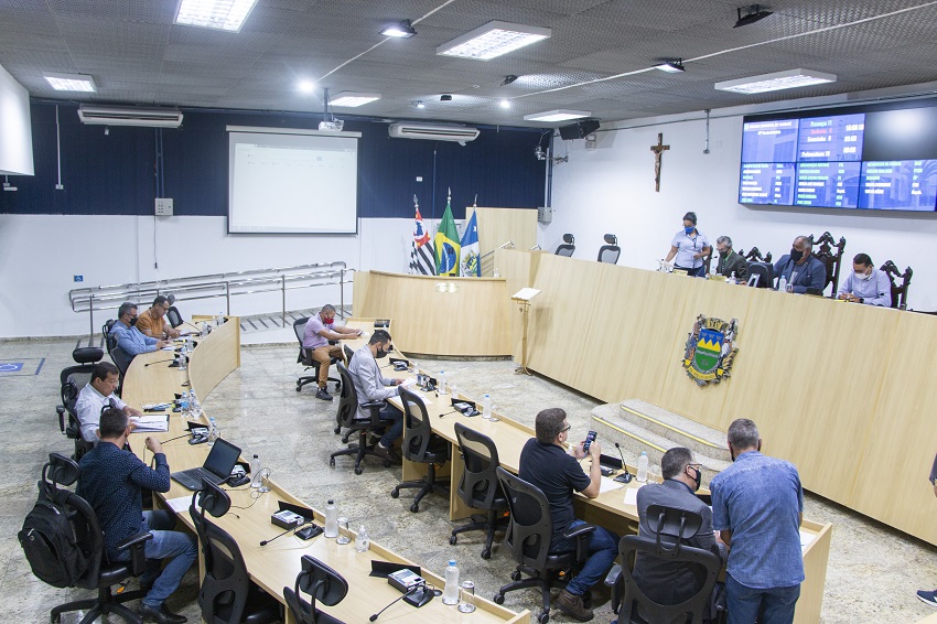 Rotatória deverá eternizar o nome de Hebe Camargo